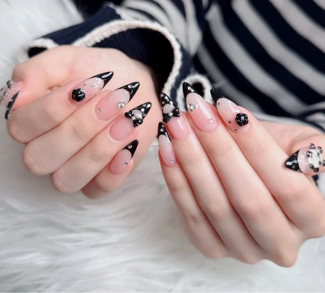 ネイル アートネイル フレンチネイル ジェルネイル 韓国ネイル マグネットネイル ハンドネイル Lenie Nail Okuboのネイルデザイン