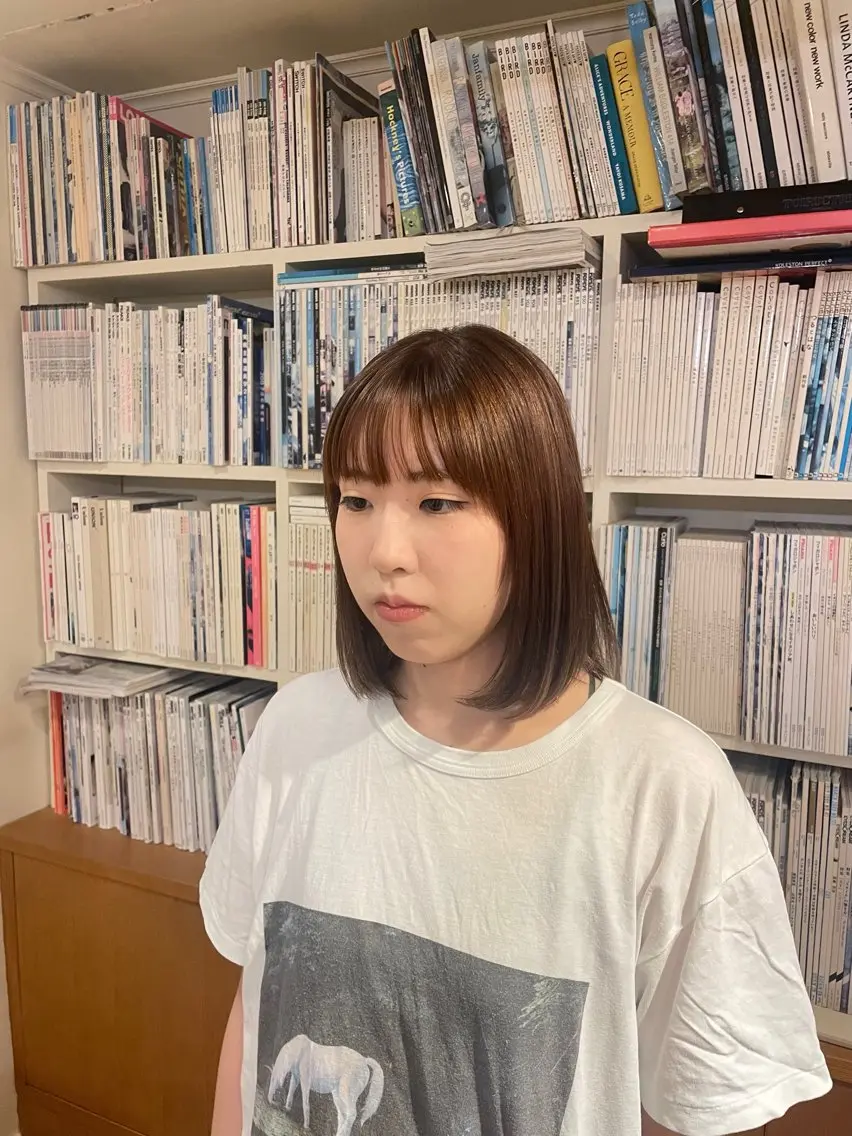 カラー 小嶋 にこのヘアスタイル