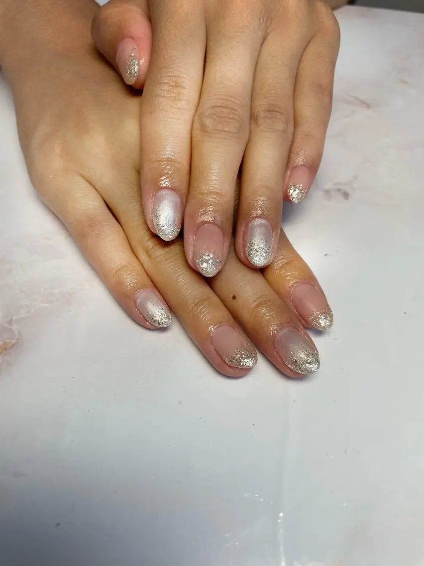 ネイル キラキラネイル ラメ(グリッター) ホワイト ハンドネイル nail ayacaのネイルデザイン