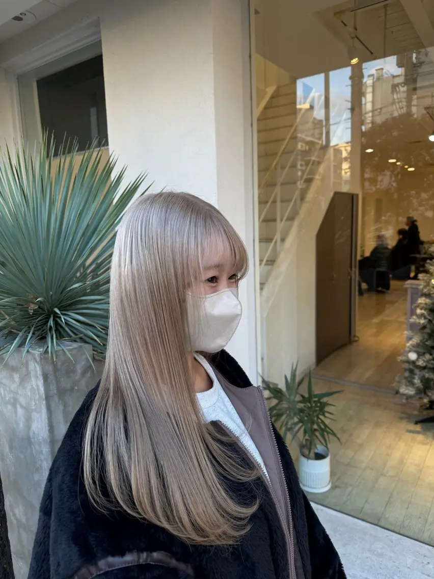 セミロング ヘアカラー Tidehair茨木 Riruのヘアスタイル