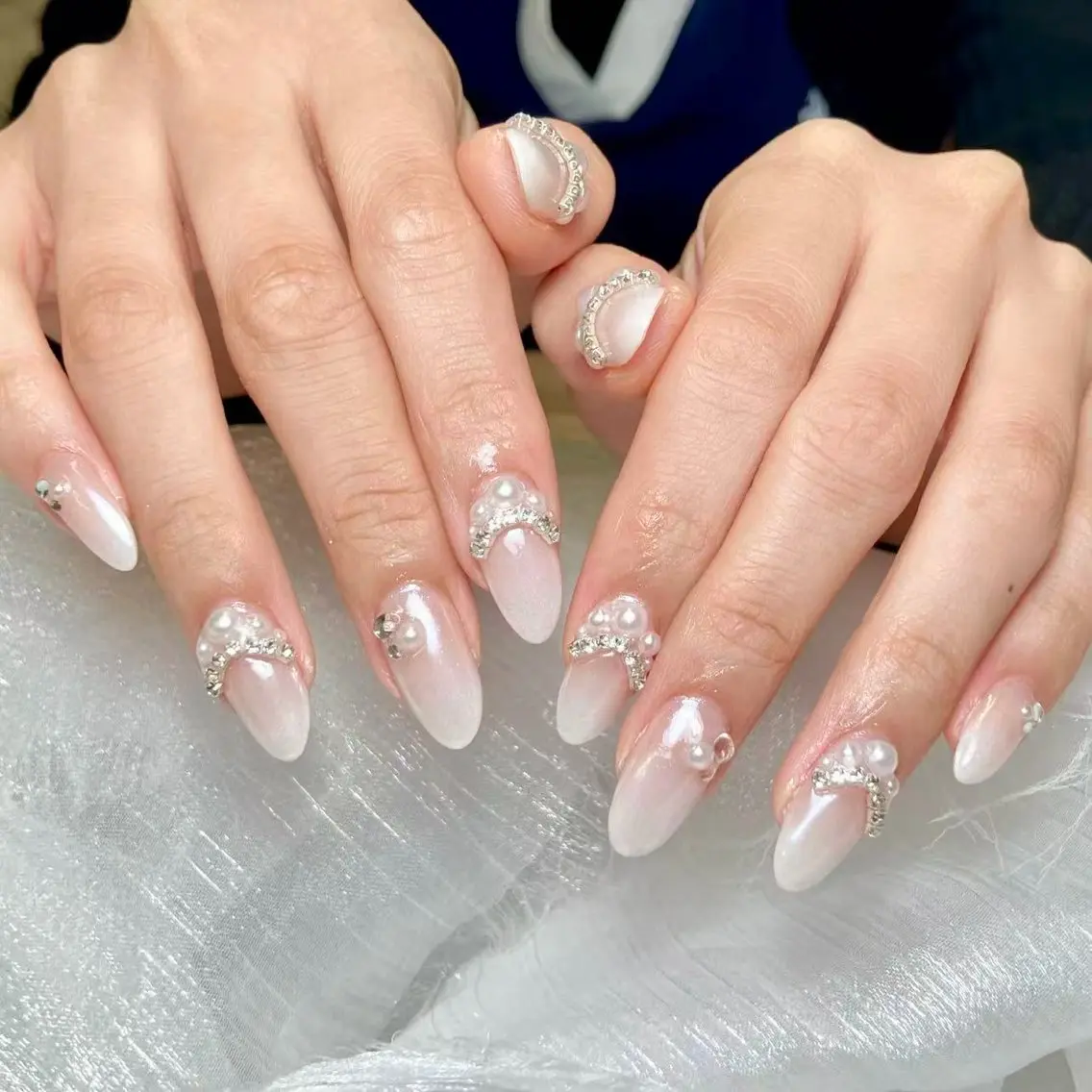 ネイル ハンドネイル ユリ🎀長さだし/ パラジェル/持ち込みのネイルデザイン