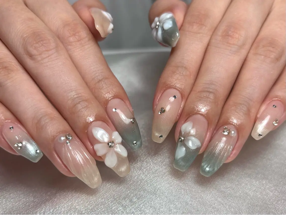 セミロング ハンドネイル Nailsalon Puttiのネイルデザイン