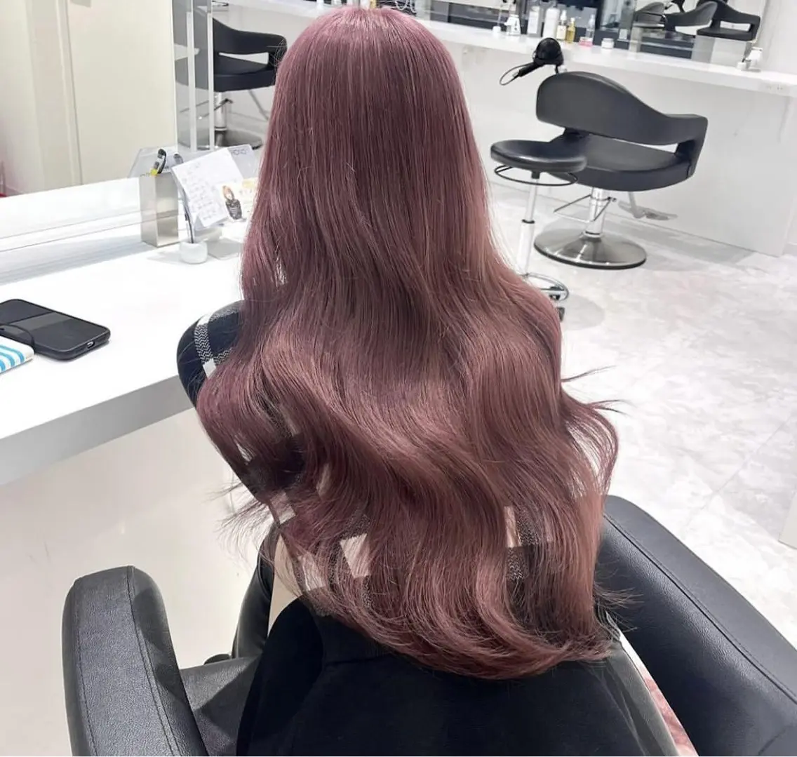 ロング ヘアカラー トリートメント ヘッドスパ ヘアセット 顔まわりレイヤー/諒 オリーブカラー/天神のヘアスタイル