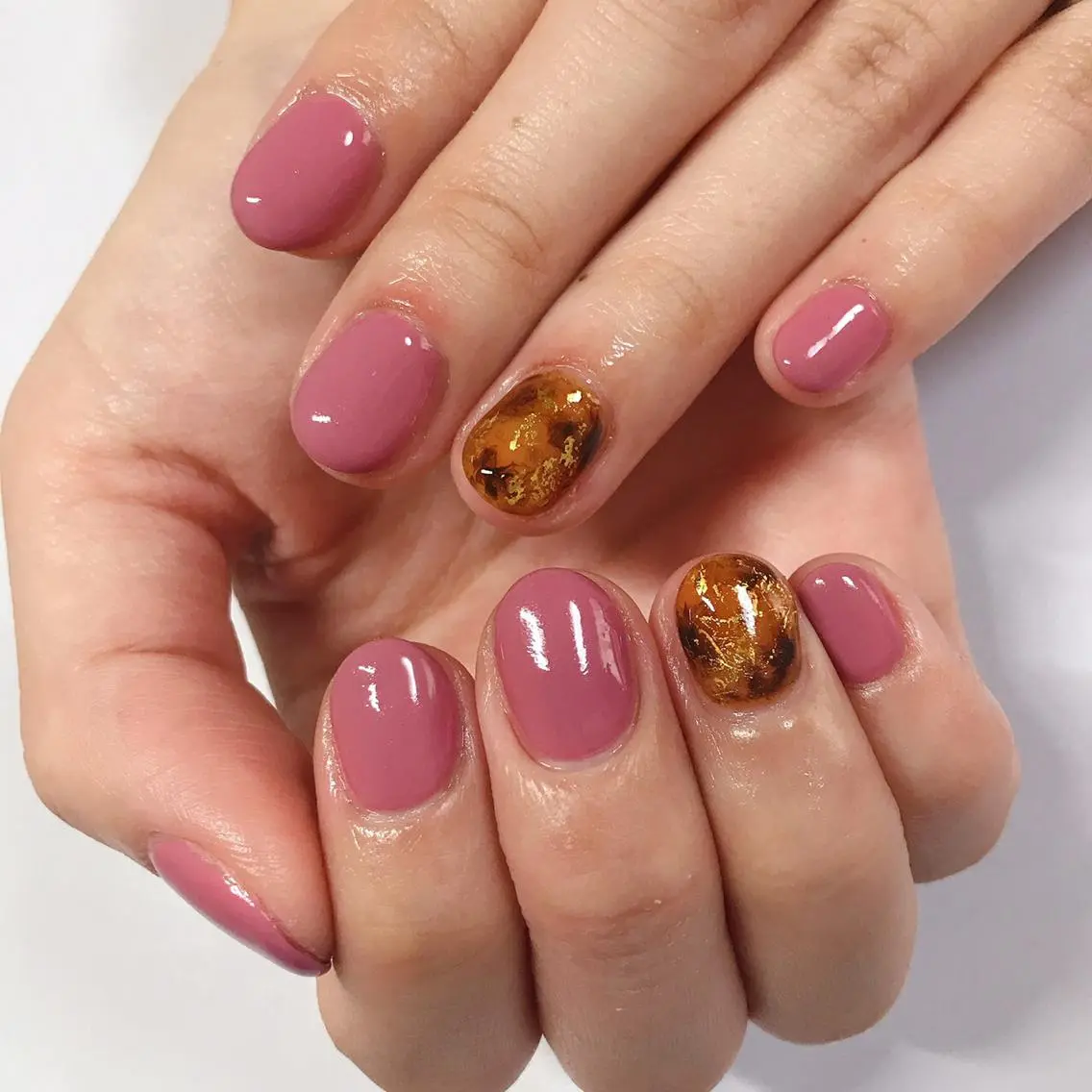 ネイル アートネイル 長さ出し フットネイル グリーン ニュアンスネイル Lily Roseスタッフ一同のマツエク・マツパデザイン