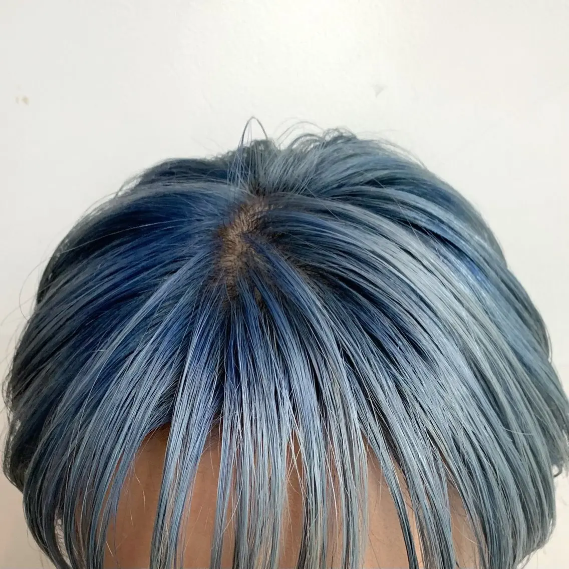 セミロング カラー アッシュ アッシュブラウン ブリーチ ブラウンカラー ケアブリーチ ヘアカラー トリートメント ヘアセット レイヤー専門家 ダブルカラー修のヘアスタイル