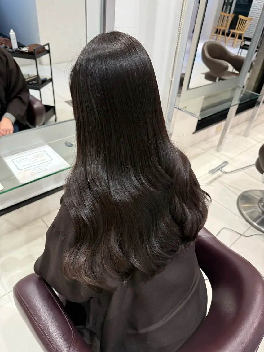 ロング カット ヘアカラー 🍯透明感カラー MANA🍯のヘアスタイル