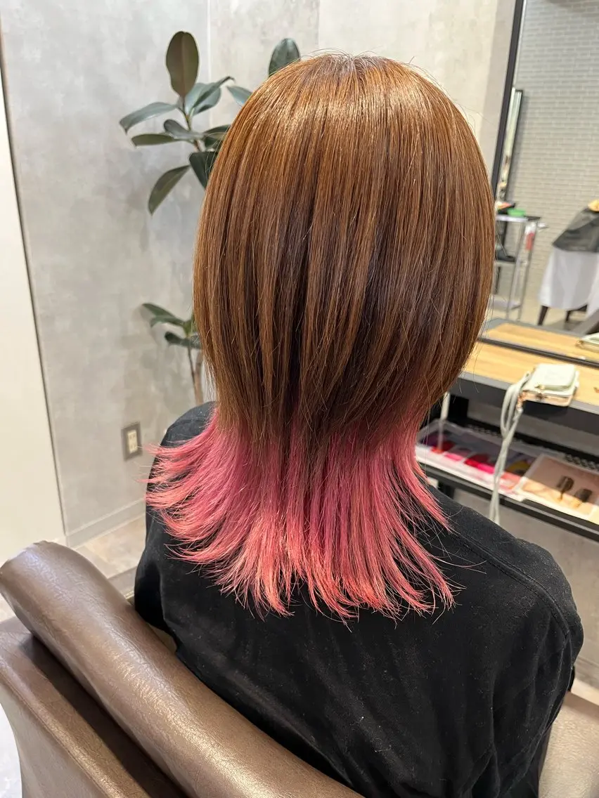 ミディアム カラー インナーカラー ピンクカラー あさだ しゅうたろうのヘアスタイル