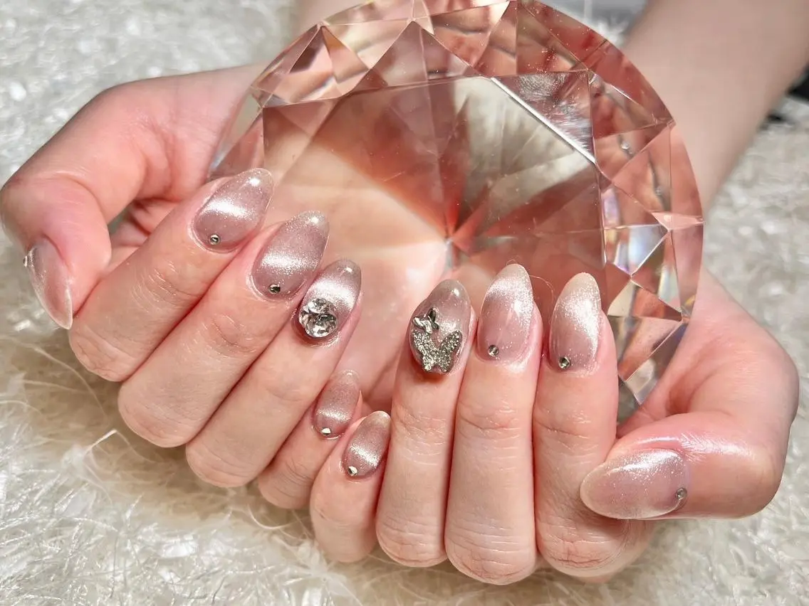 ネイル 長さ出し フレンチネイル ジェルネイル グラデーション 韓国ネイル ハンドネイル Nail&eye Belire 新宿のネイルデザイン