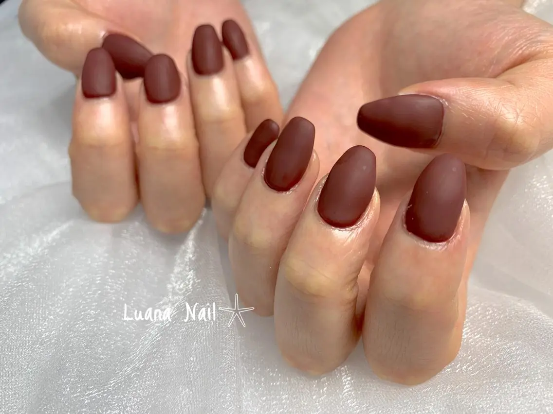 ネイル マットネイル ハンドネイル BeauJu by Luana Nailのネイルデザイン