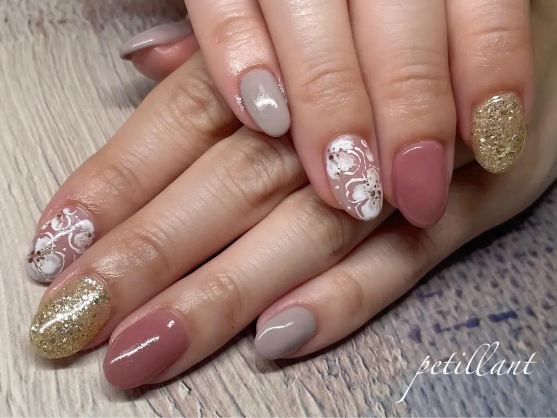 ネイル アートネイル ラメ(グリッター) シンプルネイル nail salon petillantのネイルデザイン