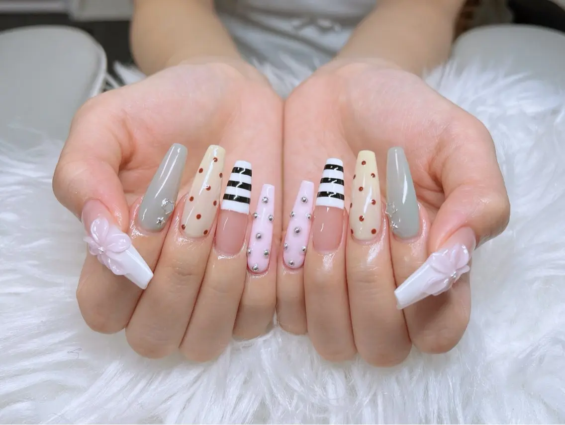 セミロング ハンドネイル Lee _nailのネイルデザイン