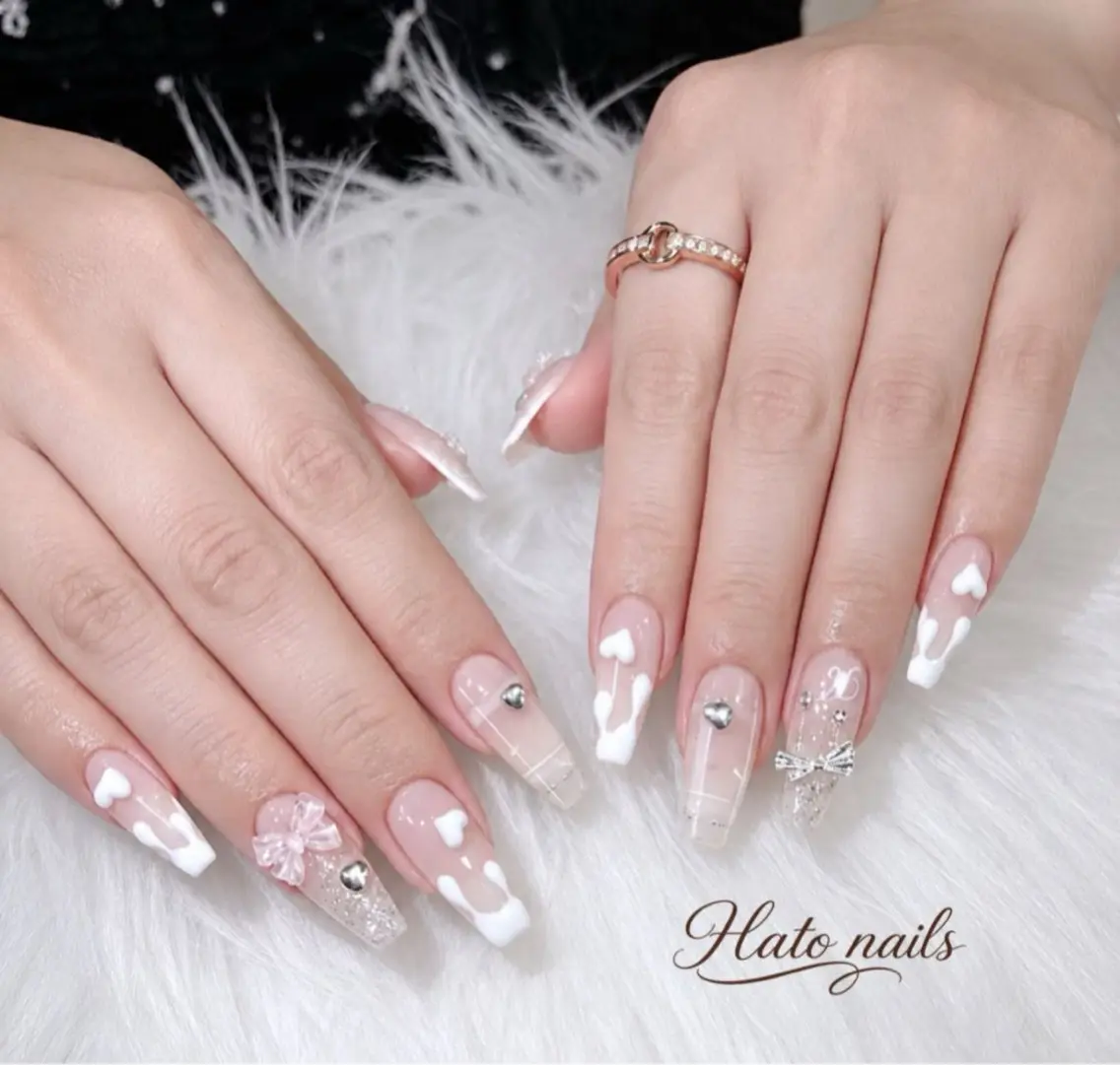 ネイル 長さ出し ハート キラキラネイル 韓国ネイル 持ち込み ハンドネイル Hato Nailsのネイルデザイン