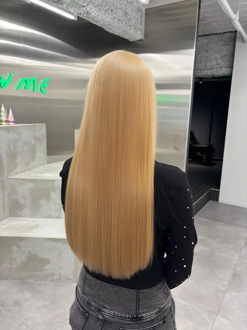 セミロング カラー カット ヘアカラー 🧸🎀ブリーチ ‪栄🎀🧸かのんのヘアスタイル