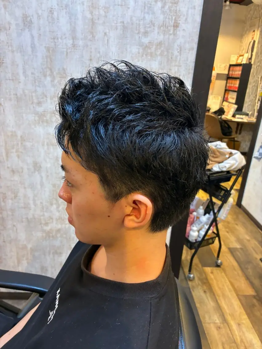 ショート 西原 健のヘアスタイル