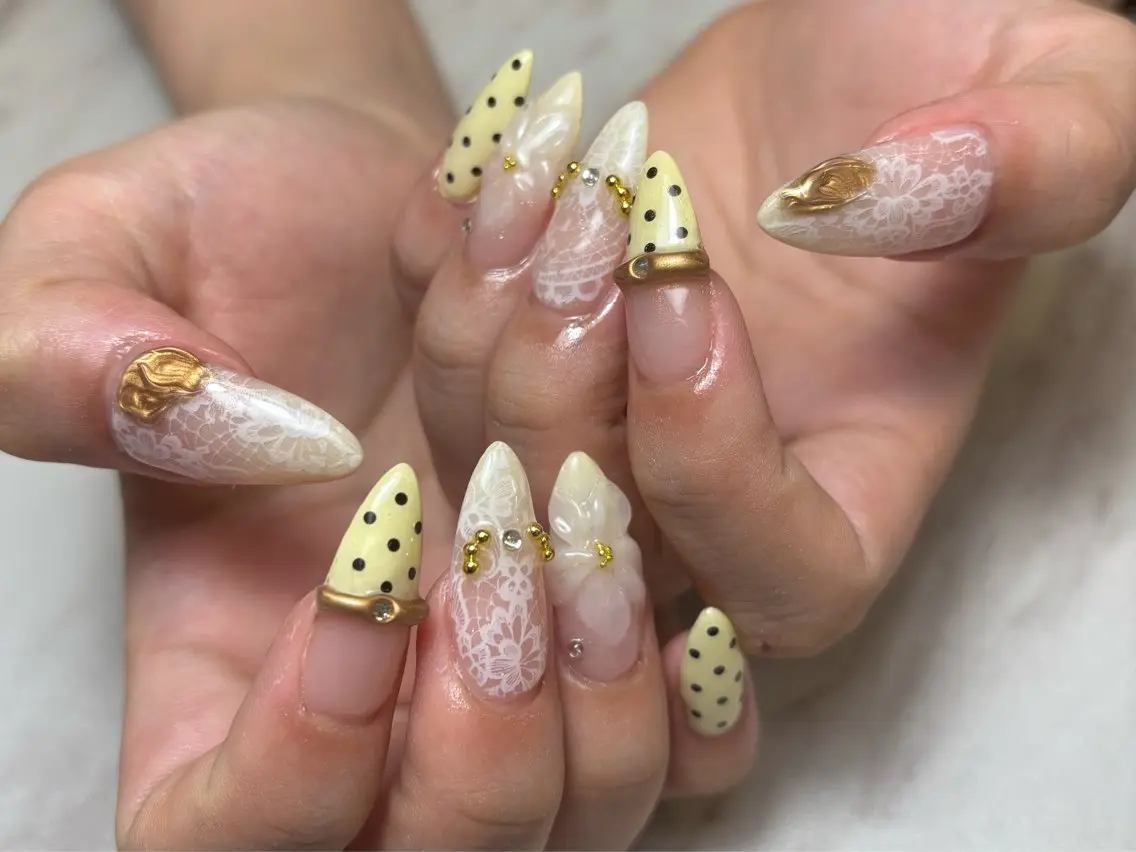 ネイル zuki🌔 堺筋本町 ネイルのネイルデザイン