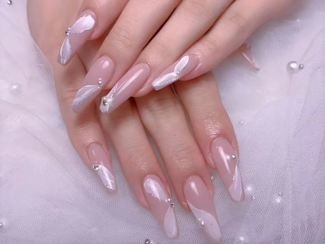 ネイル ロングネイル ハンドネイル For U nail スカルプ専門店のネイルデザイン