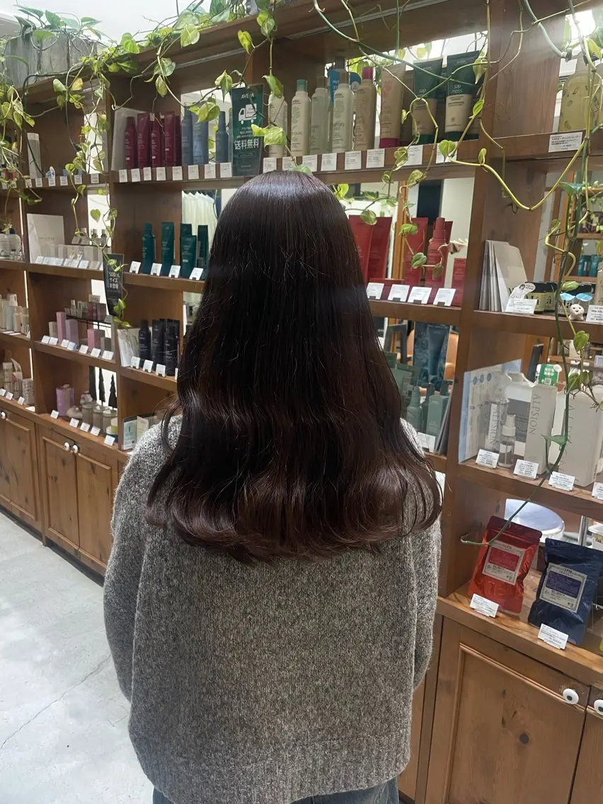 ロング カラー 黒髪 ブラウンカラー ピンクカラー ピンクブラウン 三宅 瑠偉のヘアスタイル