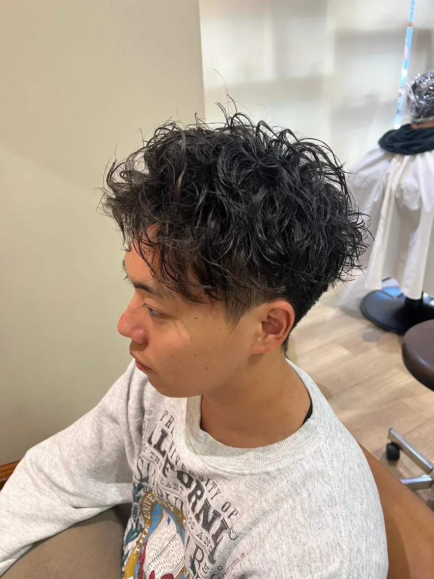 ショート メンズ メンズパーマ ショートヘア miku 三ノ輪のヘアスタイル