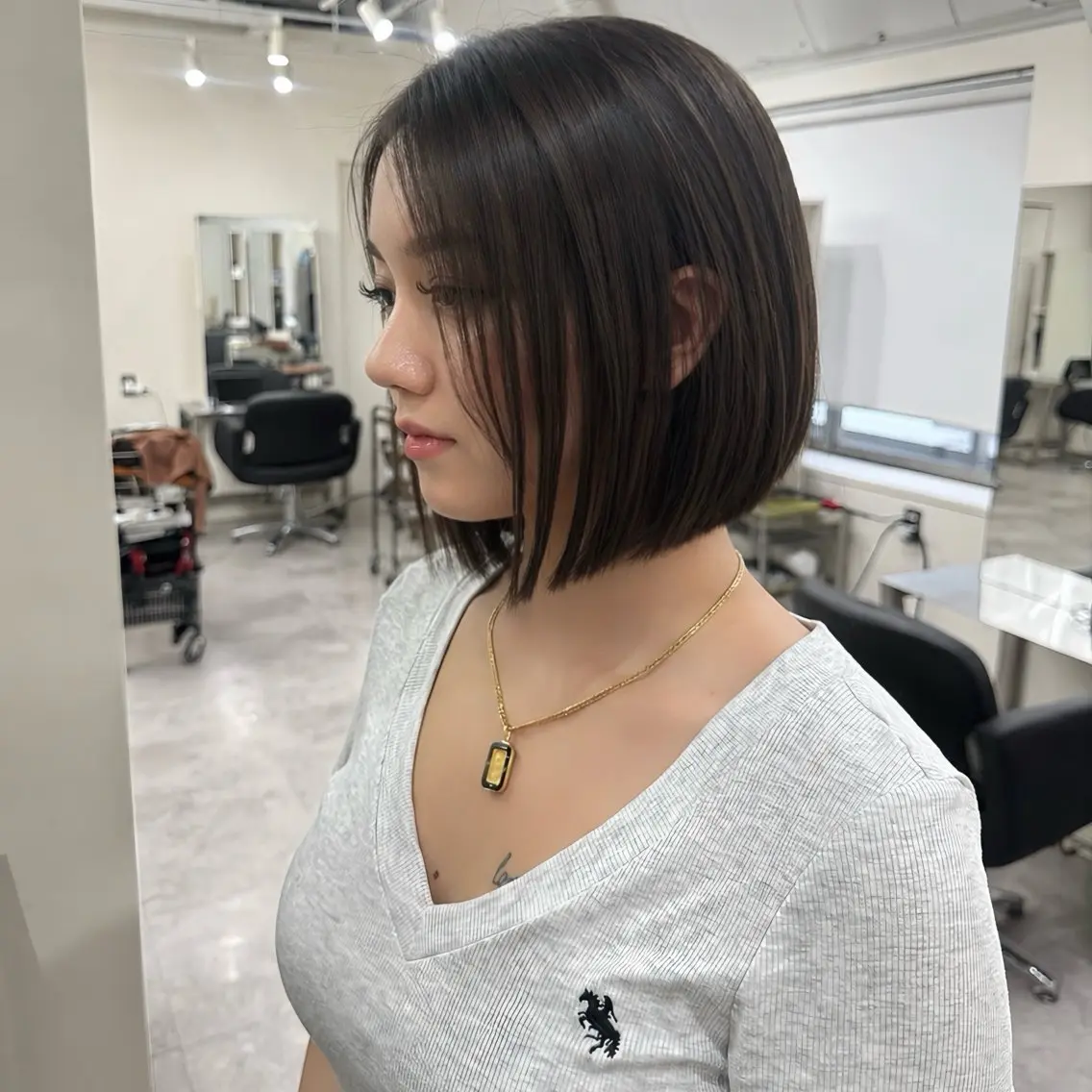 ショート カラー カット ヘアカラー トリートメント 🎀レイヤー×透明感 ×髪質改善🎀米田のヘアスタイル