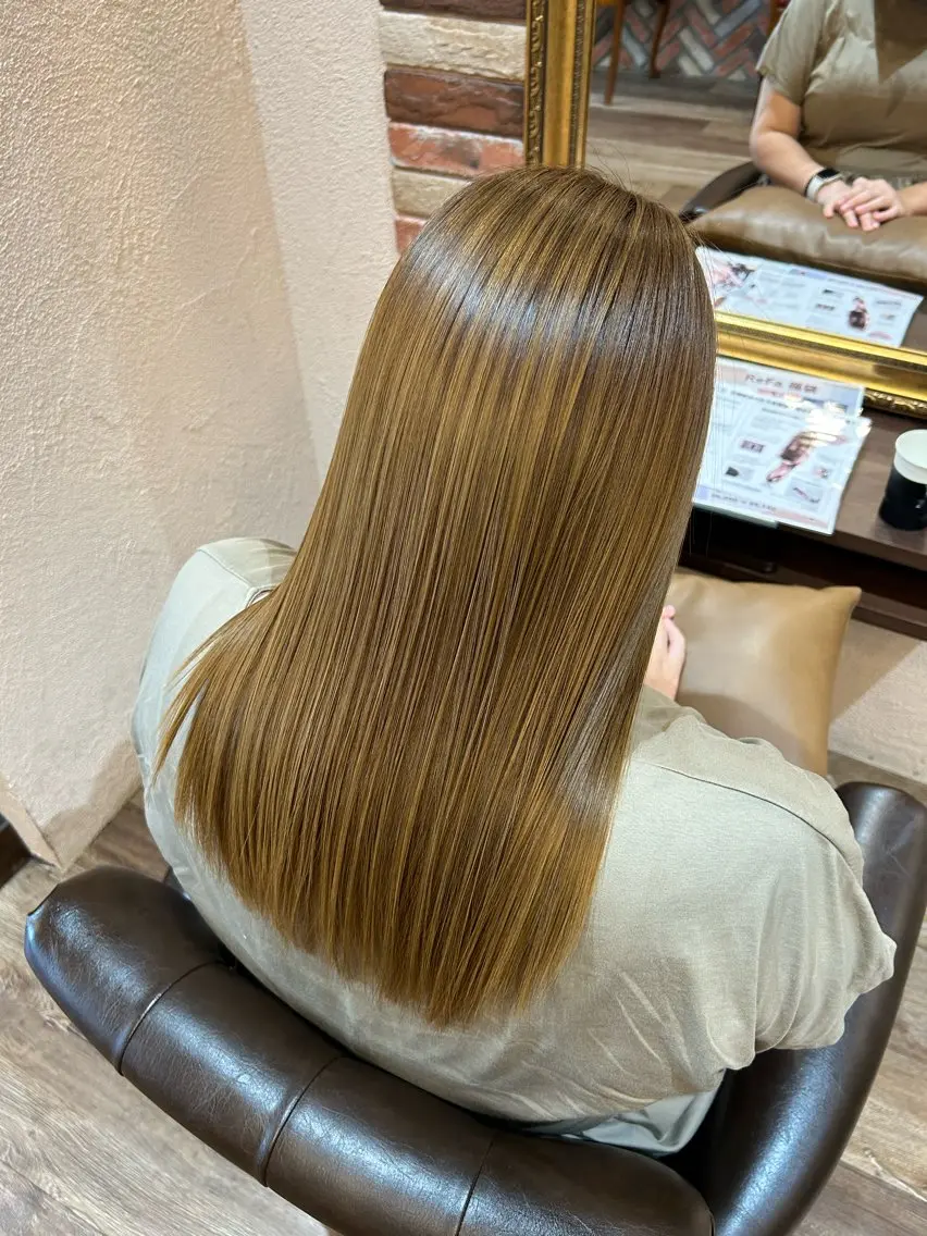 日本最高級髪質改善ストレート＋ケアトリートメントの写真