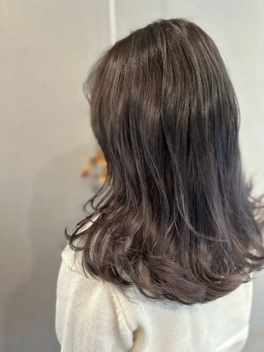セミロング カット ヘアカラー トリートメント K Harukaのヘアスタイル