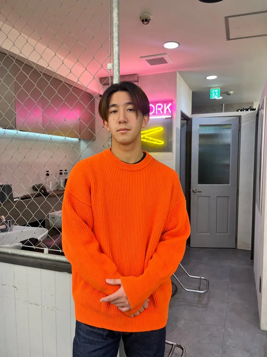 メンズ センターパート 酒井 隆斗のヘアスタイル
