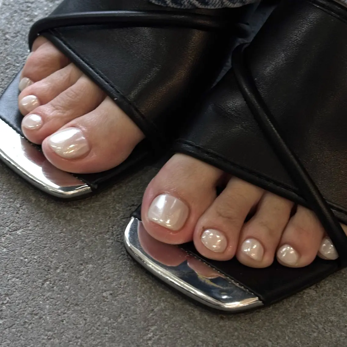 ネイル オーロラネイル フットネイル ワンカラーネイル charme nailのネイルデザイン