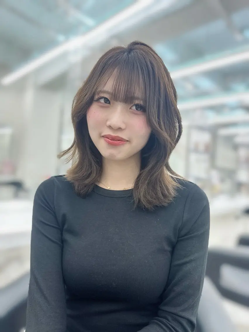 セミロング natsuki💘 透明感カラー💘✨のヘアスタイル