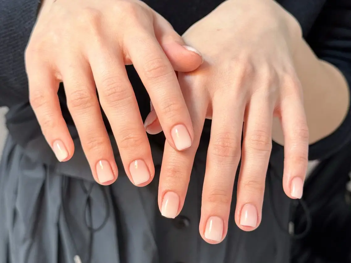 ネイル アートネイル オーロラネイル チークネイル フレンチネイル ガラスフレンチ ハンドネイル 🎀🎀YooLi Nail Salonのネイルデザイン