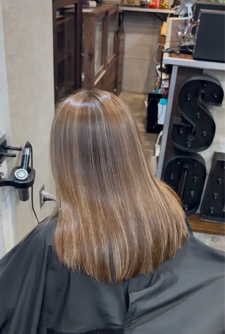 カラー ヘアカラー トリートメント 🎀SoL🎀佐藤 楓夏のヘアスタイル