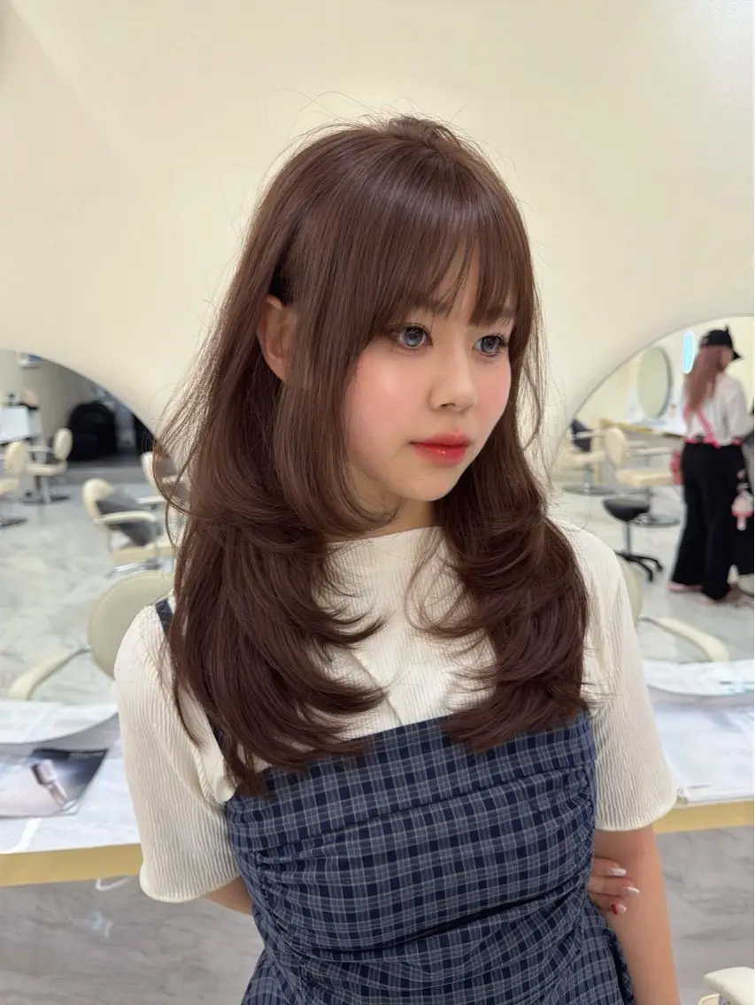 ロング カット ヘアカラー hiyori🎀 トレンドレイヤーのヘアスタイル