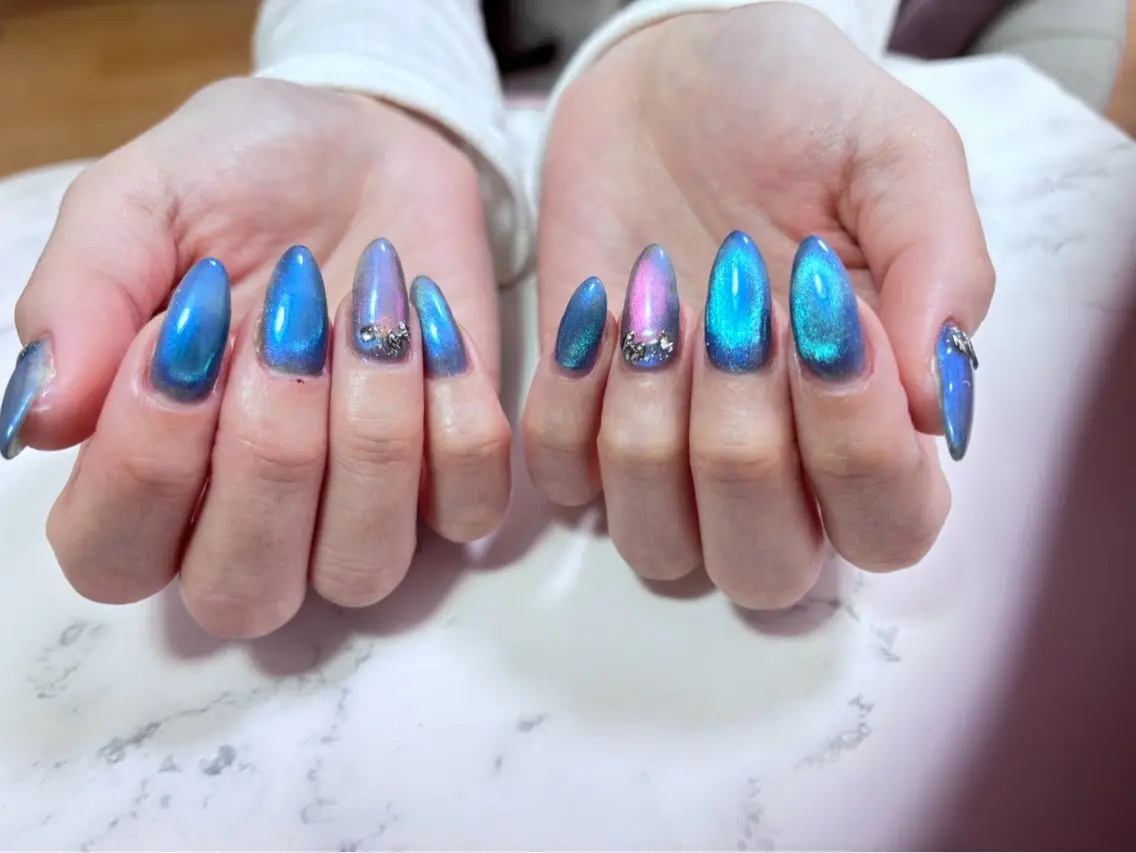 セミロング フローライト ネイル＆エステのネイルデザイン