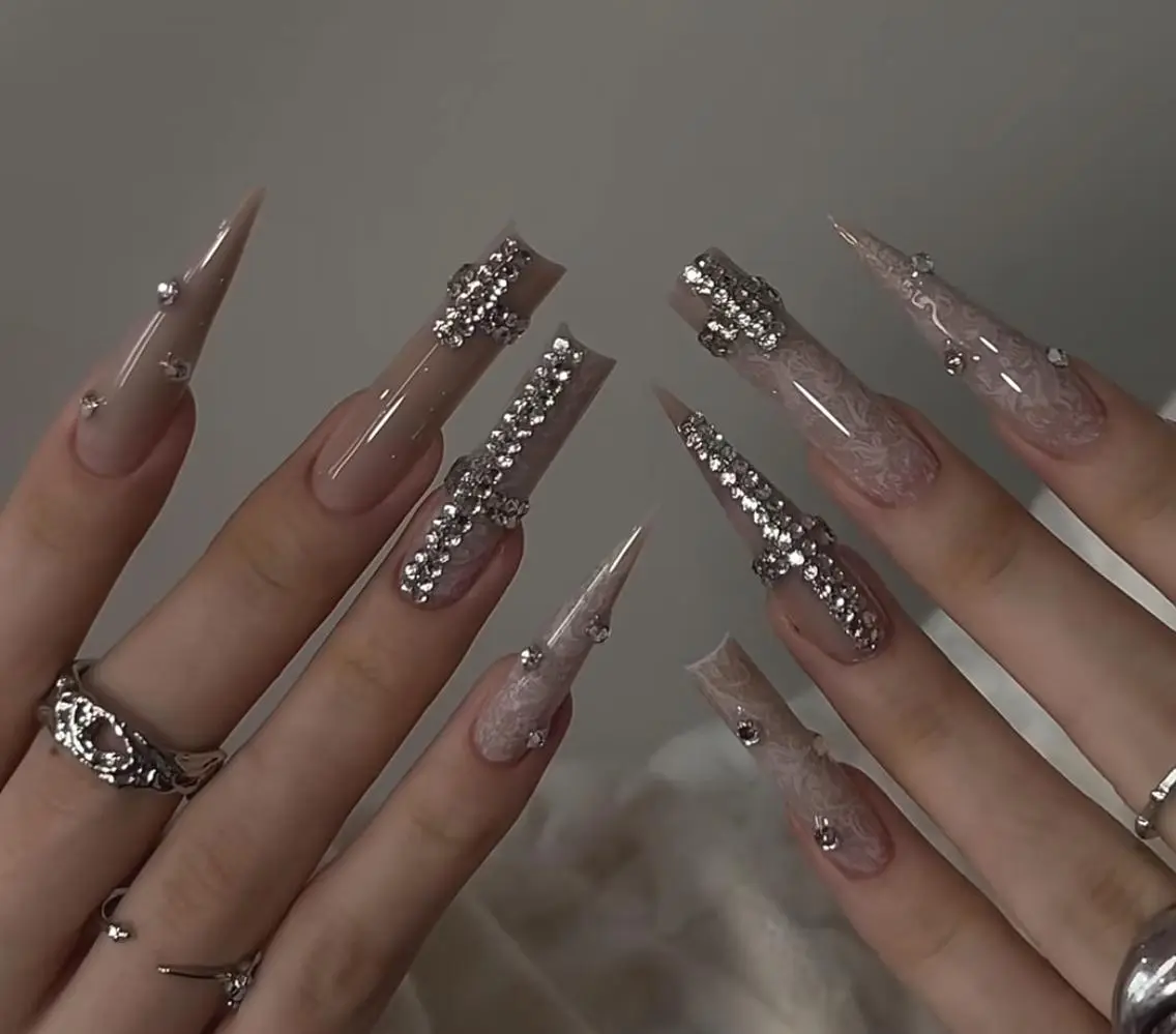 ネイル ハンドネイル 🎀 Ayaka_nailのネイルデザイン