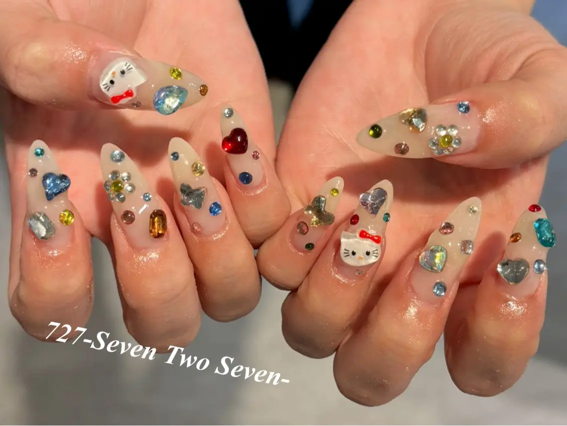 ネイル ハンドネイル 727 nailのネイルデザイン