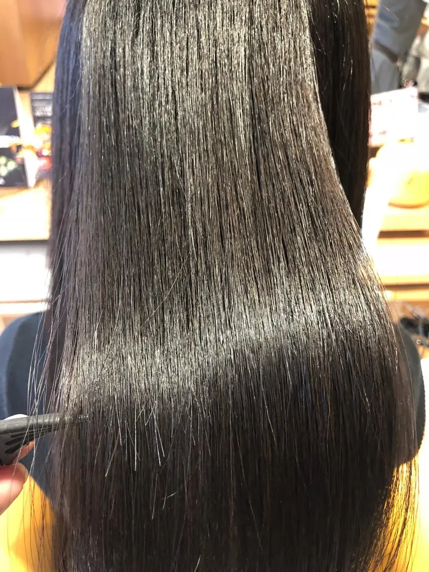 【最新の傷まない縮毛矯正♪】縮毛矯正+カット+艶髪トリートメントの写真