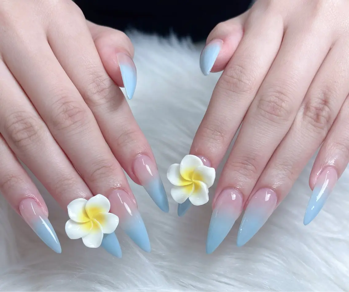 ネイル チークネイル 長さ出し フラッシュネイル ジェルネイル キラキラネイル kana nailのネイルデザイン