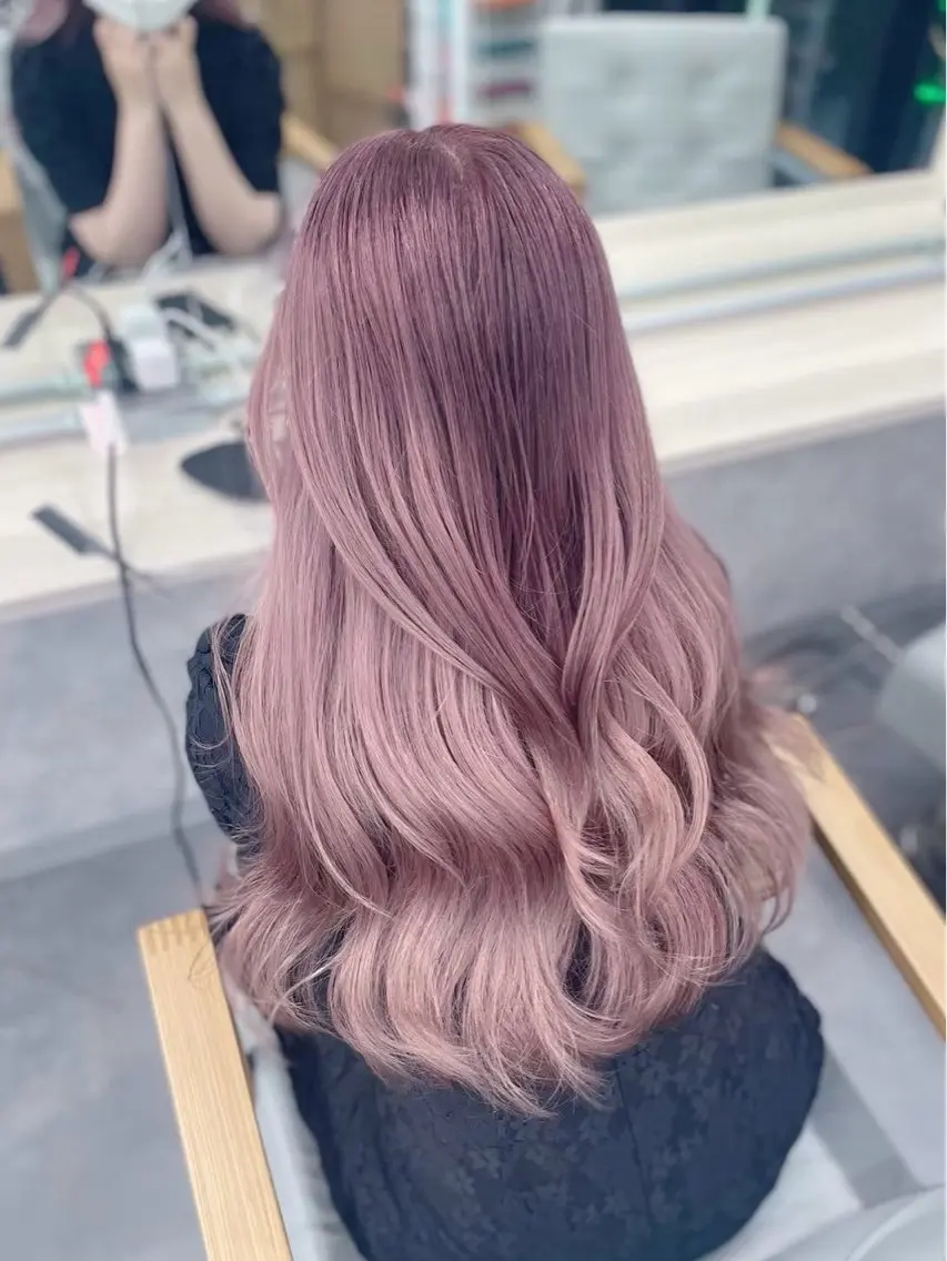 ミディアム カラー パーマ ヘアアレンジ メンズ キッズ カット ヘアカラー トリートメント レイヤー×ハイトーン / mihana🪐のヘアスタイル