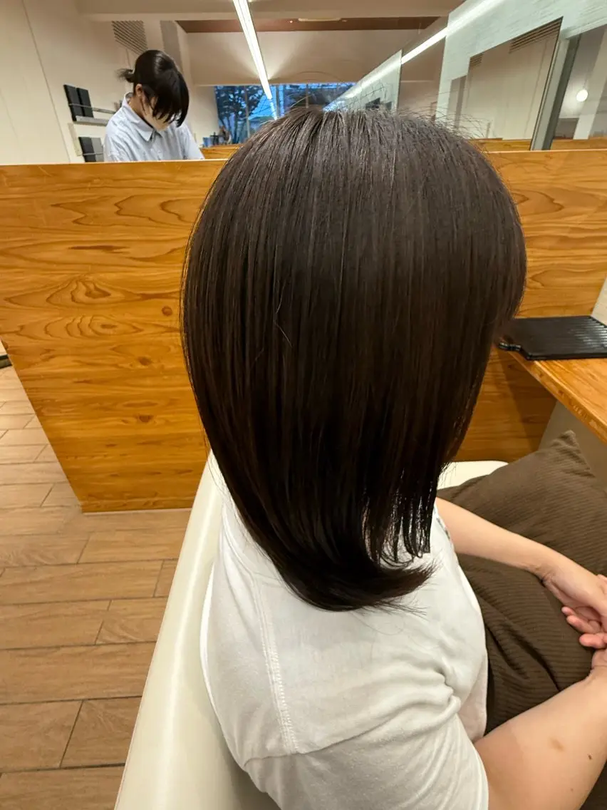 カラー アッシュ アッシュブラウン ブラウンカラー ヘアカラー 🫐佐藤 志乃　艶 カラー/カット🫐のヘアスタイル
