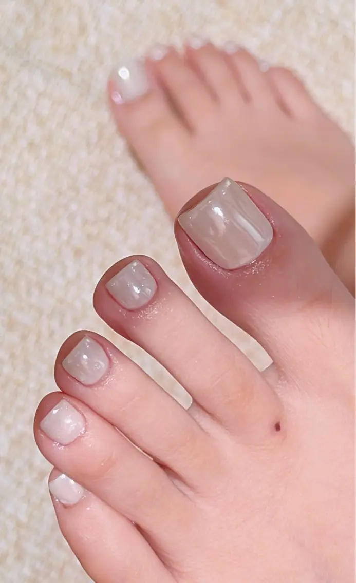 ネイル フットネイル Luvia Ginzaのネイルデザイン