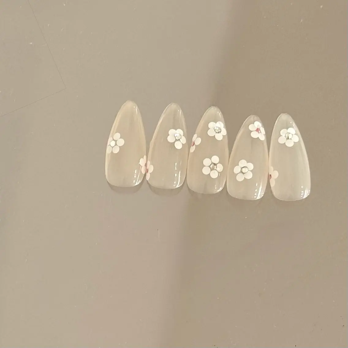 ネイル フラワーネイル ピンク ハンドネイル __shiho. nailのネイルデザイン