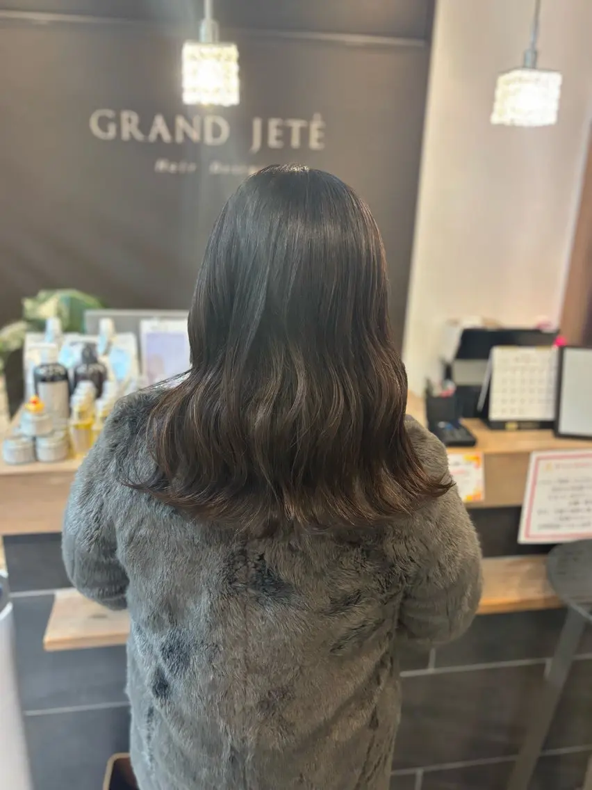 セミロング Kamiya Minamiのヘアスタイル