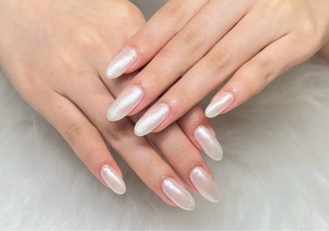 Hand ミラーネイル　￥6000の写真