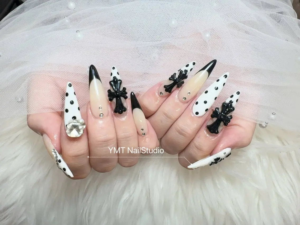 ネイル ハンドネイル YMT． NailStudioのネイルデザイン