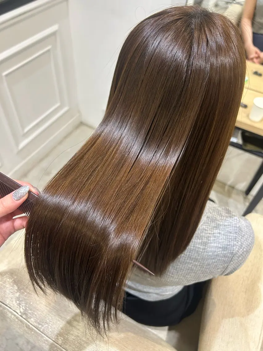 縮毛矯正 末成 紗乃のヘアスタイル