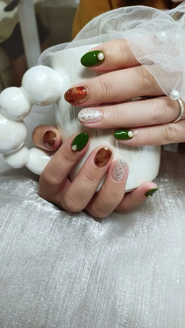 ネイル ハンドネイル ＆ME アンドミーのネイルデザイン