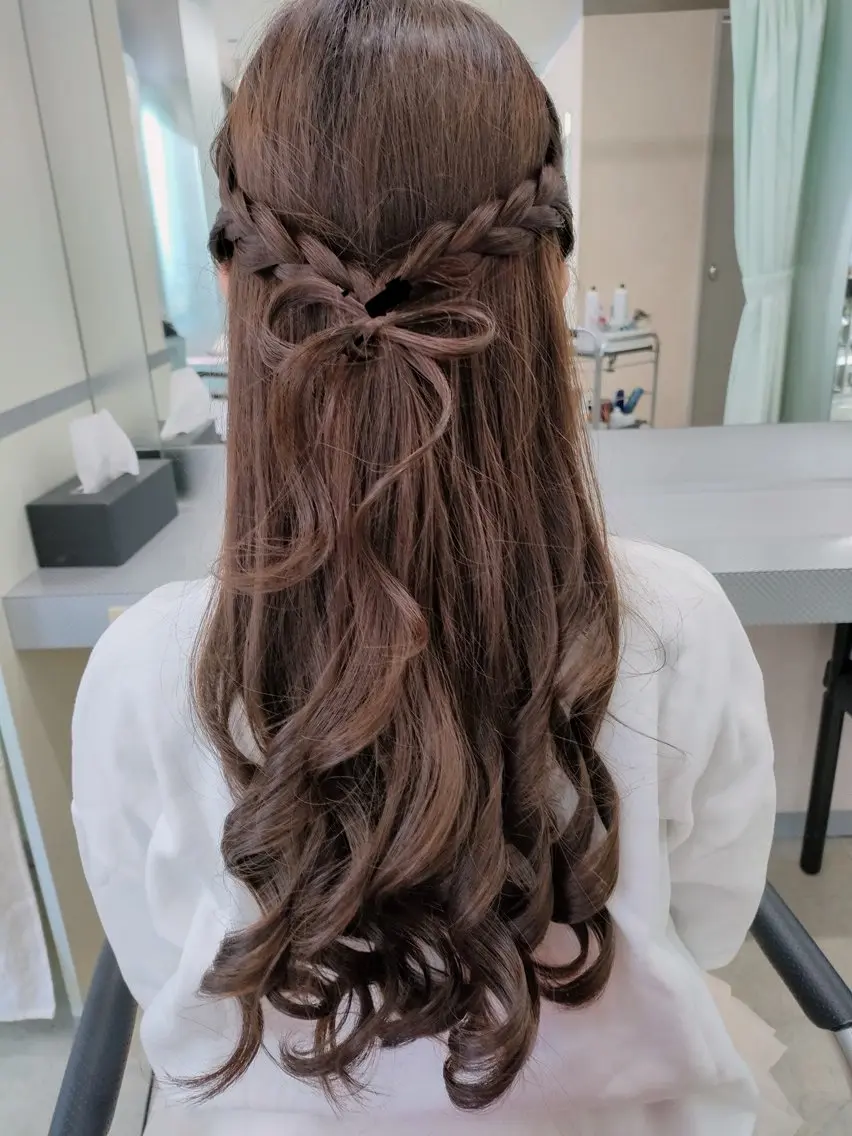 ロング ヘアアレンジ au美容室 栄矢場町のヘアスタイル