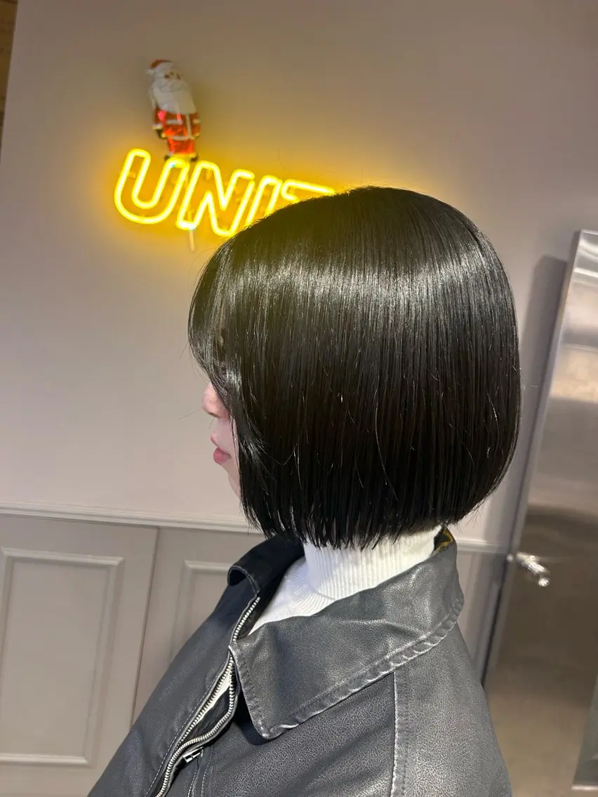 ミディアム カラー パーマ ヘアアレンジ メンズ キッズ カット ヘアカラー トリートメント ブリーチなしカラー/ ブラウン/レイヤーのヘアスタイル