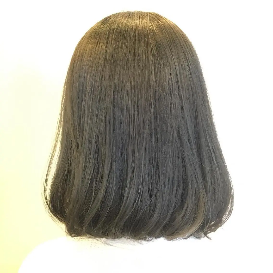 ミディアム 田中 杏佳のヘアスタイル