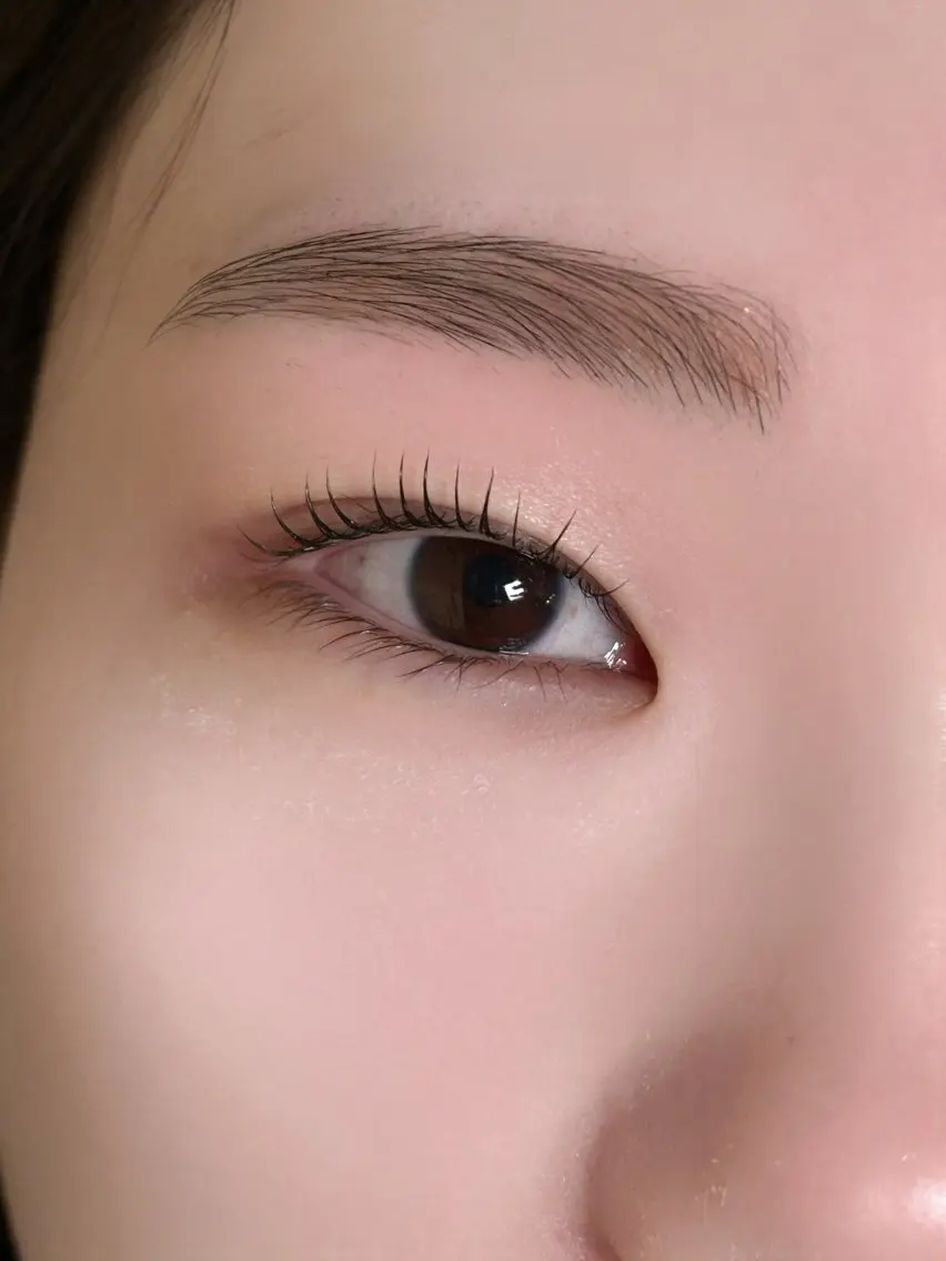 リピ𝐍𝐨. 𝟏✨️期間限定価格❕まつ毛パーマ+眉スタイリング🫧セットで一気に垢抜け❣️の写真