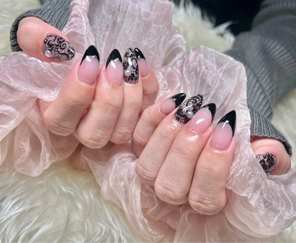 ネイル 成人式 長さ出し フラッシュネイル フレンチネイル ジェルネイル ハンドネイル Nail&eye Belire 新宿のネイルデザイン